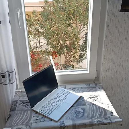 Liya Lägenhet Baška Voda Exteriör bild