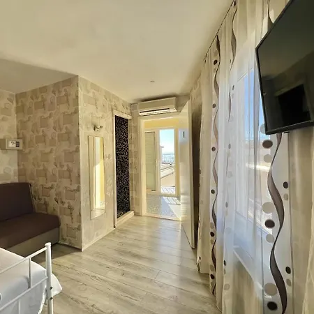 Liya Lägenhet Baška Voda Exteriör bild